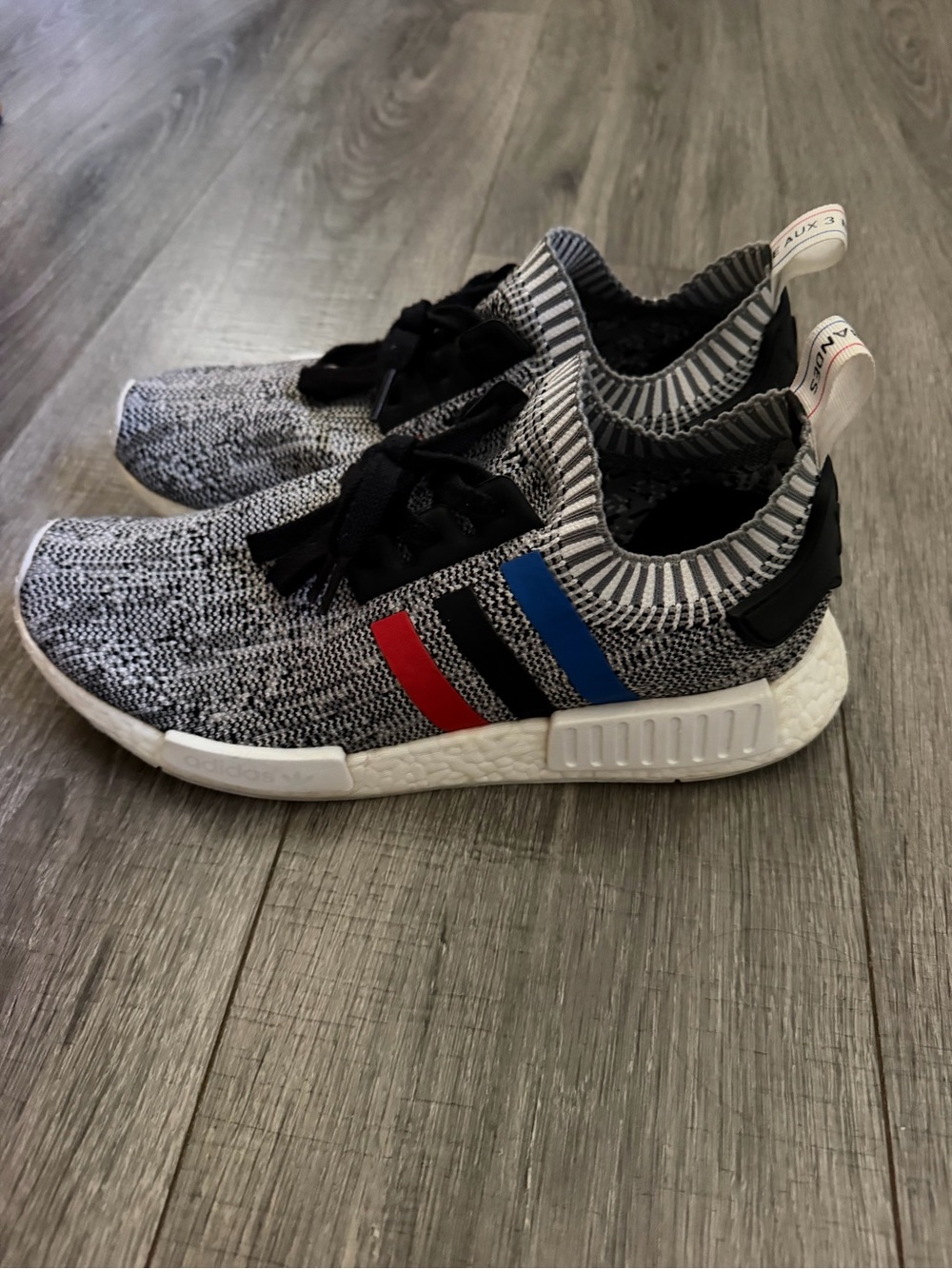 Adidas NMD R1 - Picture 3 of 6